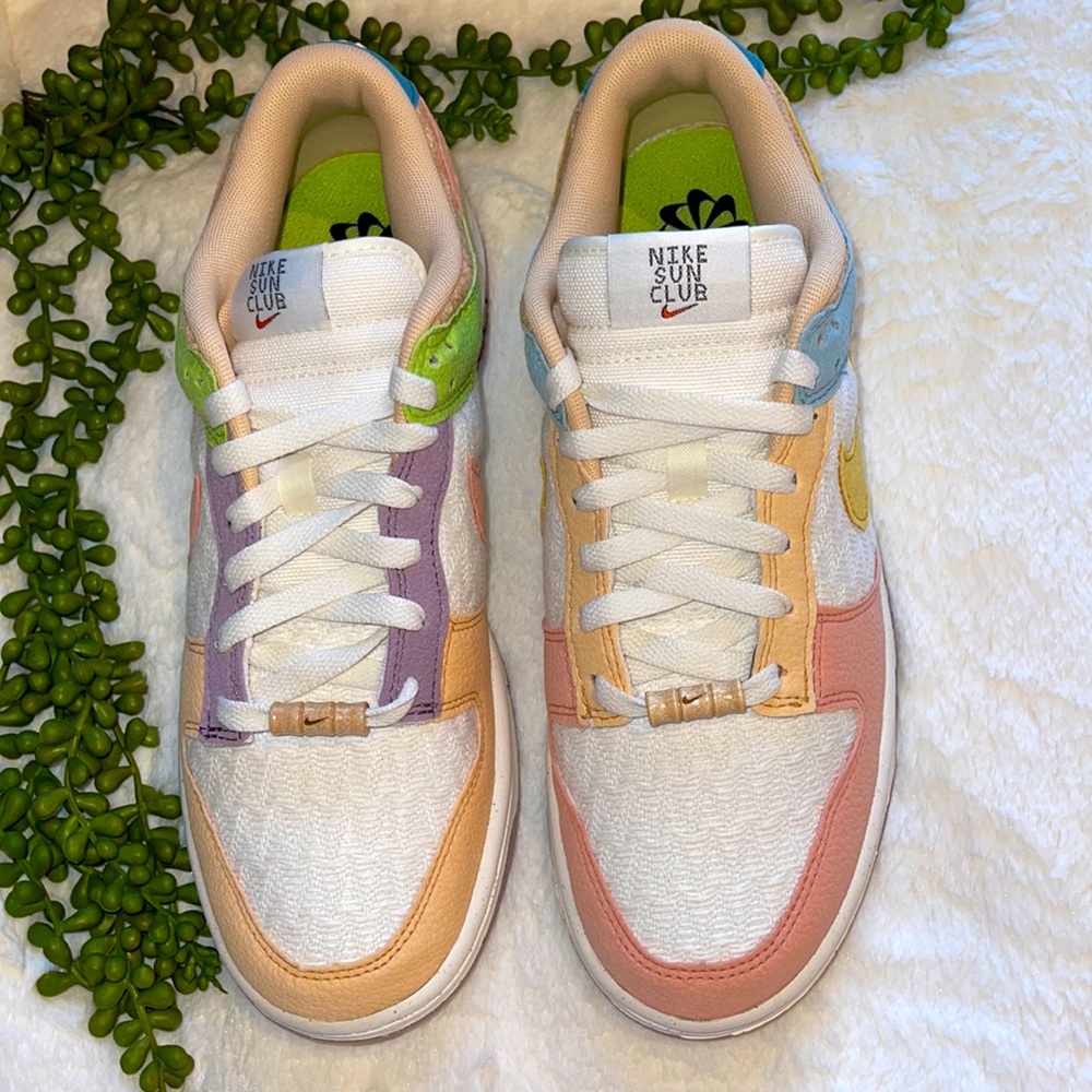 Women’s Nike Dunk Low SE W10.5/M9 Sailor/Sanded Gold, Voile/Or Sable
